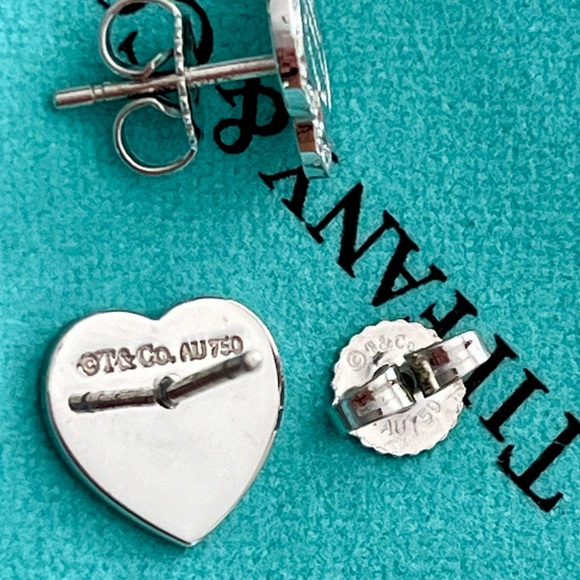 Diamond Return to Tiffany heart earrings - Picture 6 of 7